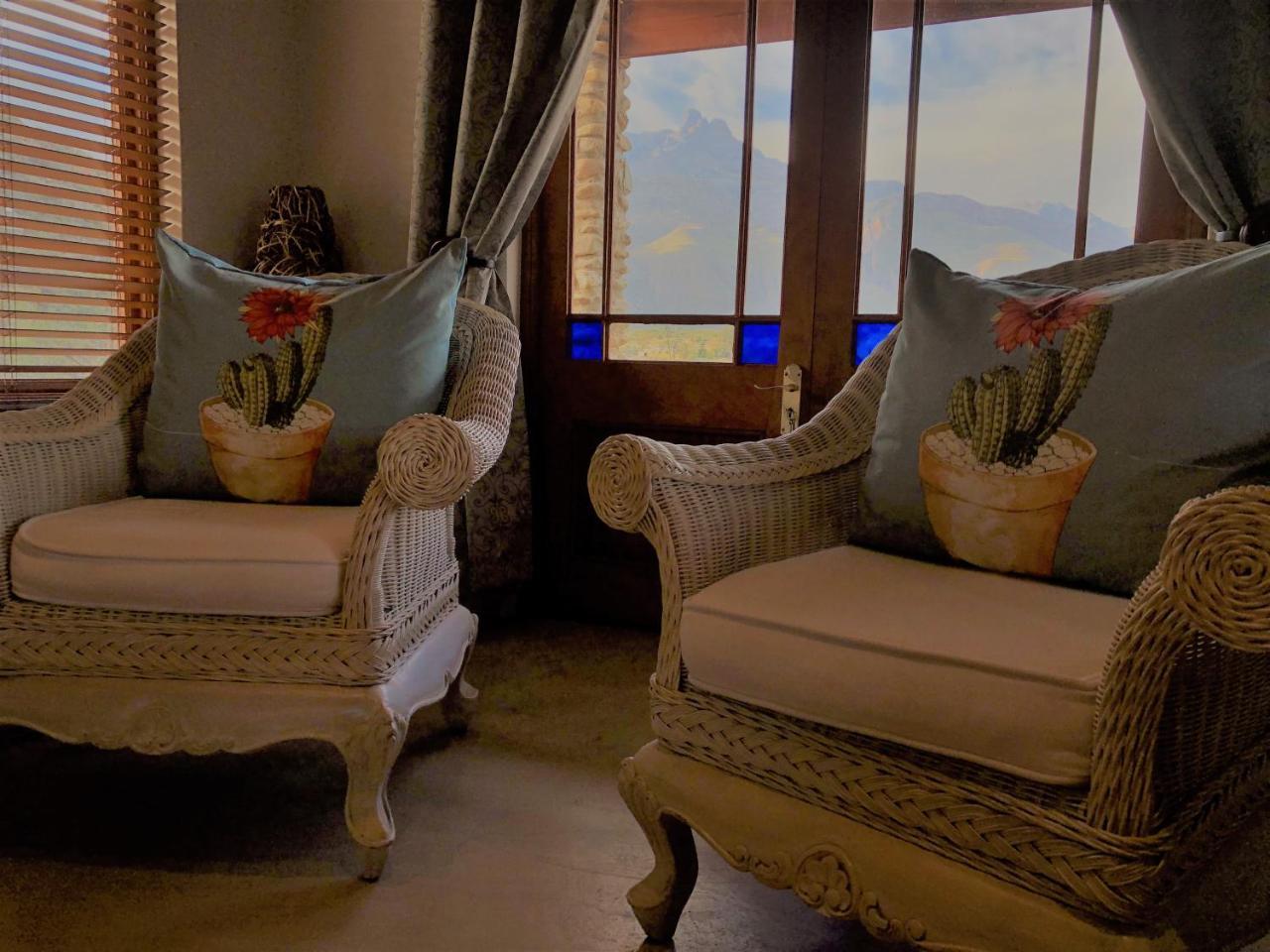 Oaksrest Vineyards Guest Farm Hotel Ladismith Bagian luar foto